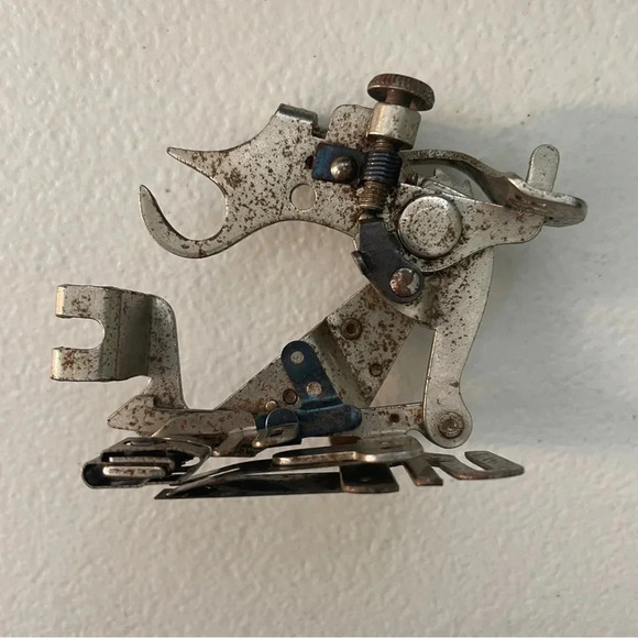 VINTAGE 60'S SINGER Box Case Sewing Accessories W/ Buttonholer Attachments‎ Teal - Picture 6 of 11